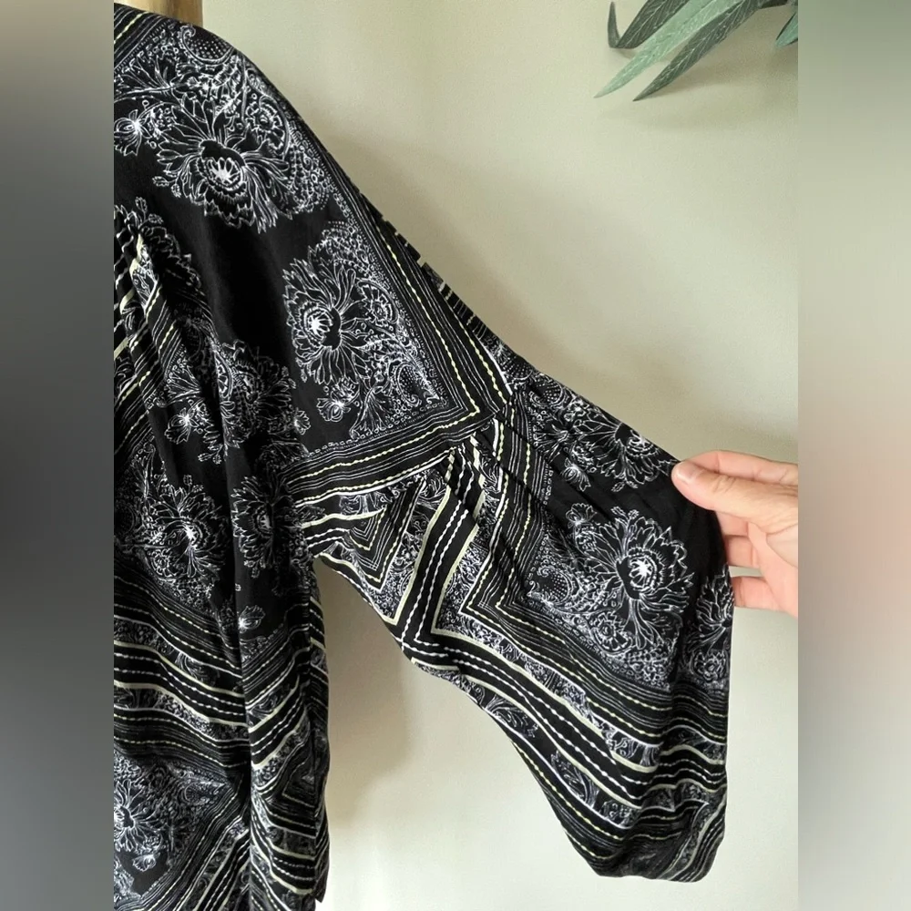 Free People Walking on a Dream Long Sleeve Flowy Sexy Black Keyhole Neck Tunic S